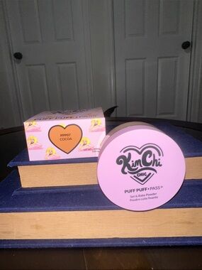 Kimchi Chic Beauty Puff Puff Pass Set & Bake Powder - Pink Packaging, Cocoa